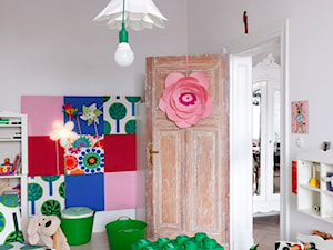 Projekt 1 - Średni biały pokój dziecka dla dziecka dla dziewczynki - zdjęcie od Sylwia Królikowska-Ciągło / Atelier wnętrzarskie