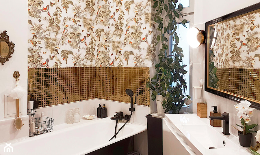Złoto i papugi w klasycznej łazience - Łazienka, styl glamour - zdjęcie od meinDESIGN