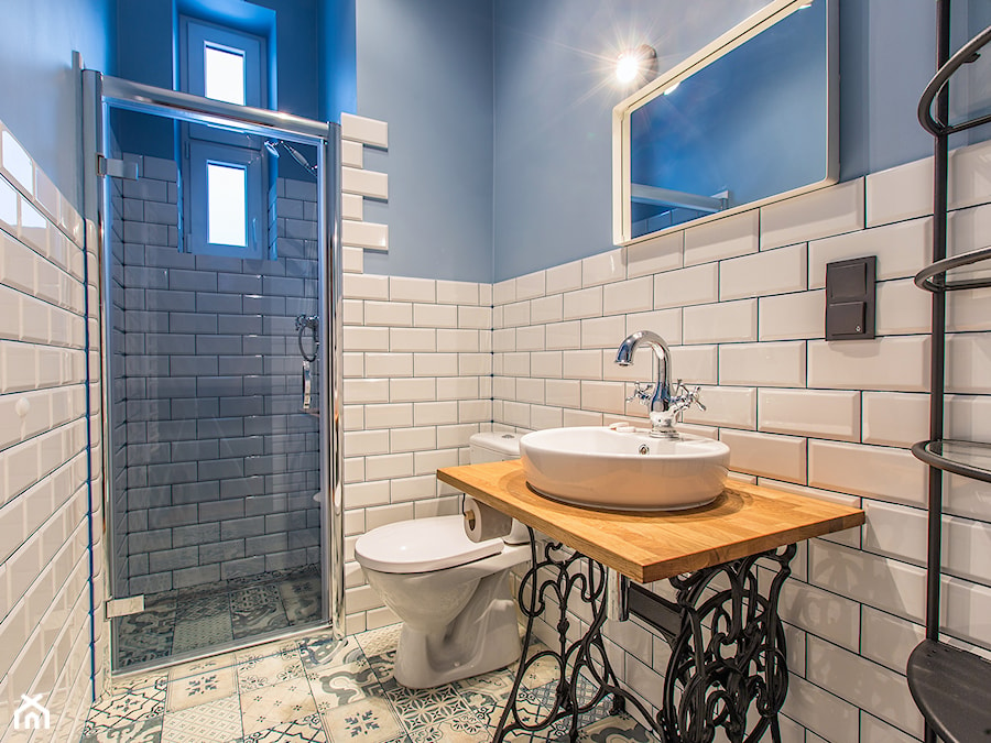 Apartament przy Monte Cassino Sopot - Mała łazienka, styl skandynawski - zdjęcie od Marina Apartments