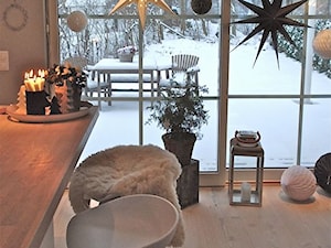 ogród we wnętrzu - Średnia szara jadalnia w kuchni, styl skandynawski - zdjęcie od Martyna