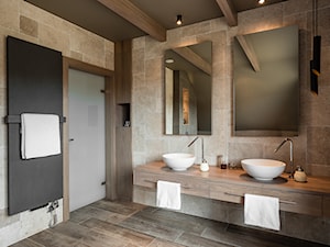 DOM POD GDAŃSKIEM - Średnia z dwoma umywalkami łazienka, styl nowoczesny - zdjęcie od StudioQubik