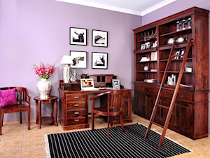 Średnie różowe z fotografiami na ścianie biuro - zdjęcie od Sharda Home