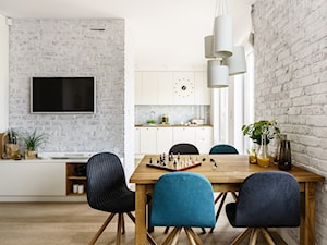 family spot - Średnia biała jadalnia w salonie, styl skandynawski - zdjęcie od SAJE ARCHITEKCI Joanna Morkowska-Saj