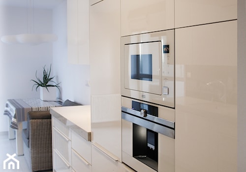Reakizacja na Ochocie - Kuchnia, styl minimalistyczny - zdjęcie od AS-MEB producent kuchni i mebli