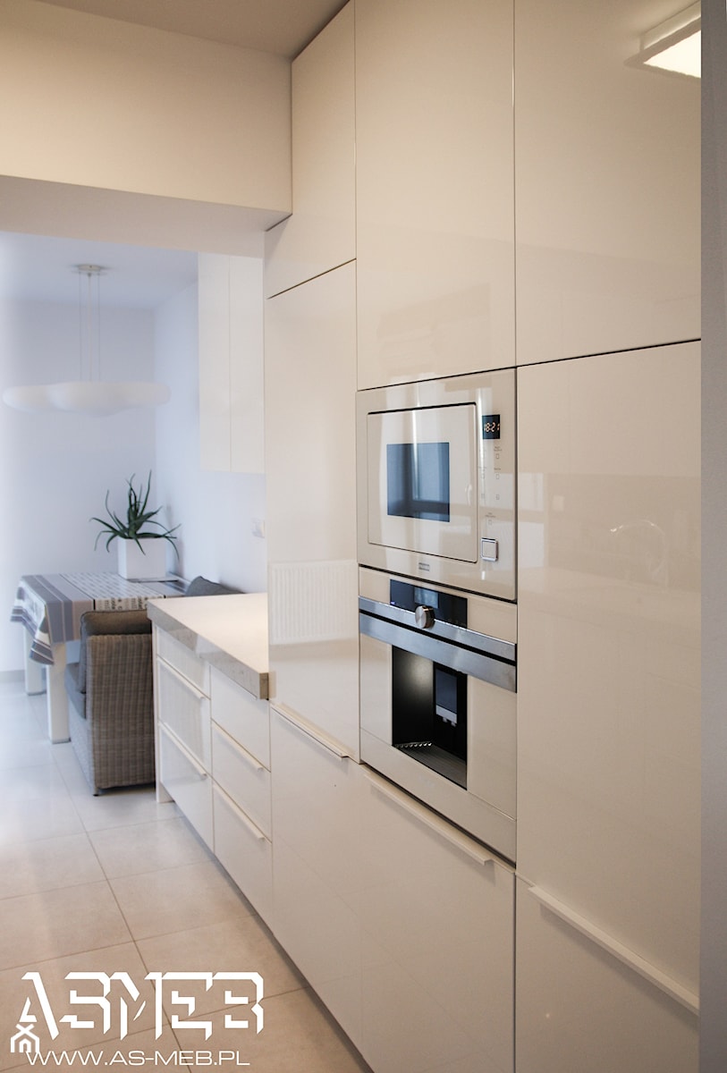Reakizacja na Ochocie - Kuchnia, styl minimalistyczny - zdjęcie od AS-MEB producent kuchni i mebli