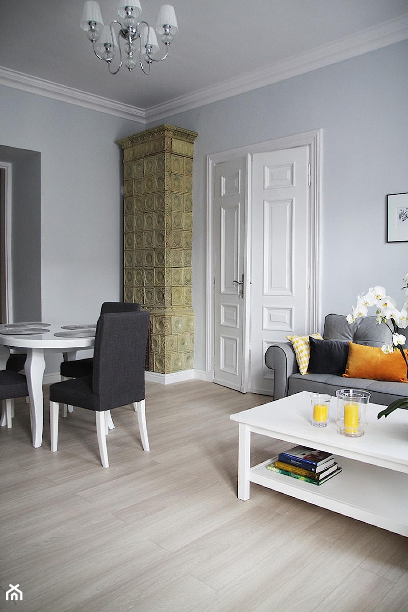 Apartament w zabytkowej kamienicy - Jadalnia, styl glamour - zdjęcie od Grey Shade