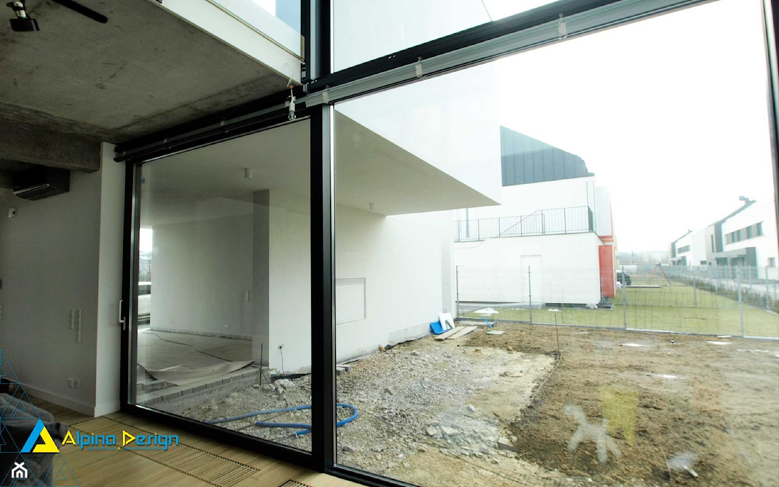 okna, drzwi, szkło architektoniczne 2 - Domy, styl minimalistyczny - zdjęcie od Alpina Ogrody Zimowe & Szkło Architektoniczne - Homebook