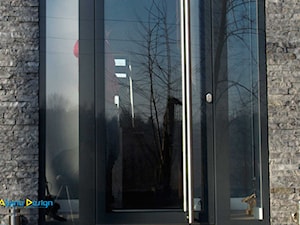 okna, drzwi, balustrada cało szklana - Domy tradycyjne, styl tradycyjny - zdjęcie od Alpina Ogrody Zimowe & Szkło Architektoniczne