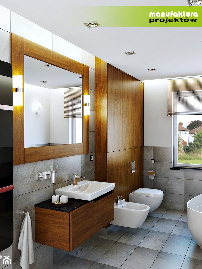 Drewno w łazienkach - Mała na poddaszu łazienka z oknem, styl nowoczesny - zdjęcie od Manufaktura Projektów - Homebook