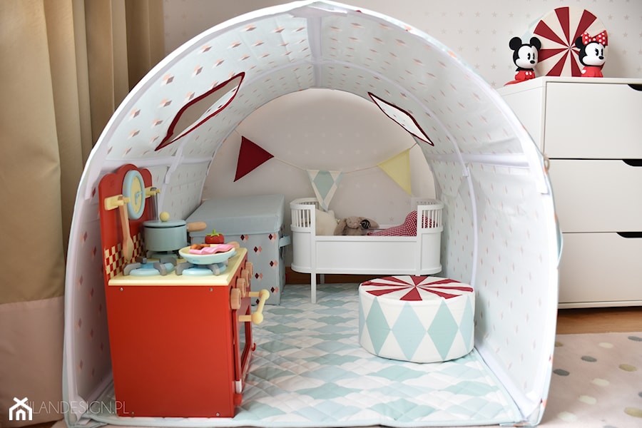 Pokój dziecka, styl skandynawski - zdjęcie od Milan design