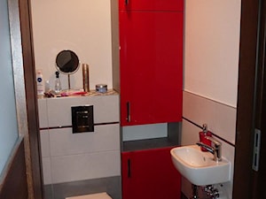 Łazienka RED - Łazienka, styl nowoczesny - zdjęcie od aaaa