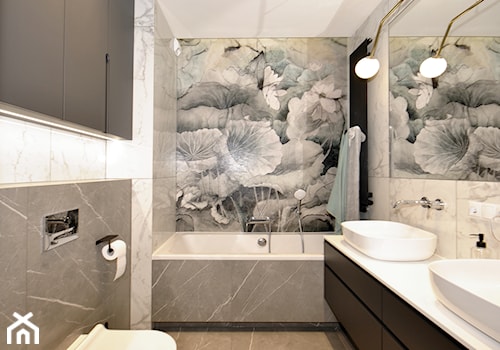 Projekt mieszkania 76mkw - Średnia z dwoma umywalkami ze szkłem na ścianie łazienka, styl nowoczesny - zdjęcie od Piotr Stolarek PROJEKTOWANIE WNĘTRZ
