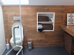 Niskobudżetowa adaptacja części poddasza ( sypialnia z garderobą + łazienka ) - Łazienka - zdjęcie od Patrycja Wielińska