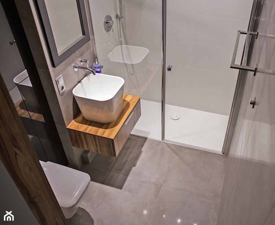 Męska łazienka - Średnia bez okna łazienka, styl minimalistyczny - zdjęcie od Inter Adore
