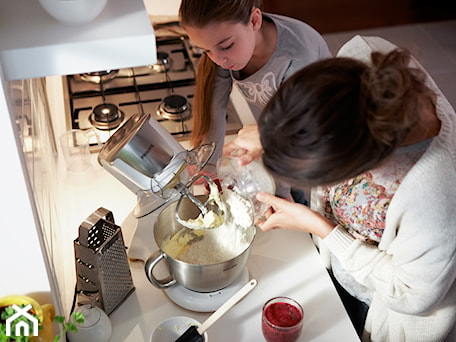 Aranżacje wnętrz - Kuchnia: robot planetarny - Kuchnia, styl nowoczesny - Philips. Przeglądaj, dodawaj i zapisuj najlepsze zdjęcia, pomysły i inspiracje designerskie. W bazie mamy już prawie milion fotografii!