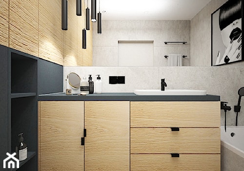 In grey tones - Mała bez okna z lustrem z punktowym oświetleniem łazienka, styl nowoczesny - zdjęcie od NOON Pracownia Projektowa