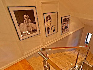 Dom w Izabelinie - Hol / przedpokój, styl glamour - zdjęcie od 4-style Studio Projektowe