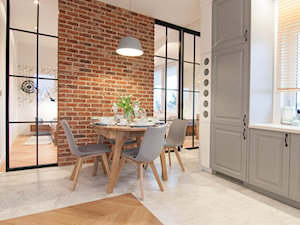 Mieszkanie 60m2 - Średnia brązowa jadalnia w kuchni, styl tradycyjny - zdjęcie od Projekt Kolektyw