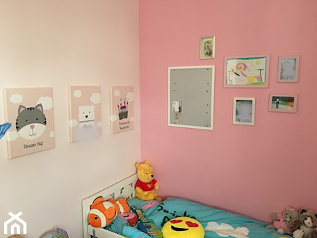 Aranżacje wnętrz - Pokój dziecka: Pokój dziecięcy - ML Projekt. Przeglądaj, dodawaj i zapisuj najlepsze zdjęcia, pomysły i inspiracje designerskie. W bazie mamy już prawie milion fotografii!