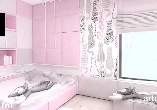 LITTLE BY LITTLE | II | Wnętrza domu - Średni biały różowy szary pokój dziecka dla dziecka dla dziew ... - zdjęcie od ARTDESIGN architektura wnętrz