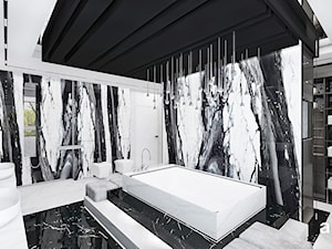 AT THE DROP OF A HAT | Wnętrza domu - Mała z lustrem z dwoma umywalkami z marmurową podłogą z punktowym oświetleniem łazienka z oknem, styl nowoczesny - zdjęcie od ARTDESIGN architektura wnętrz