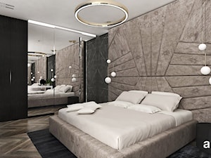 sypialnia z dekoracyjnym zagłówkiem łóżka - zdjęcie od ARTDESIGN architektura wnętrz
