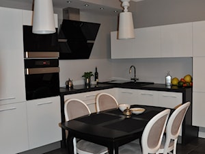 mieszkanie rodziny 65m2 - Kuchnia, styl nowoczesny - zdjęcie od rooMore