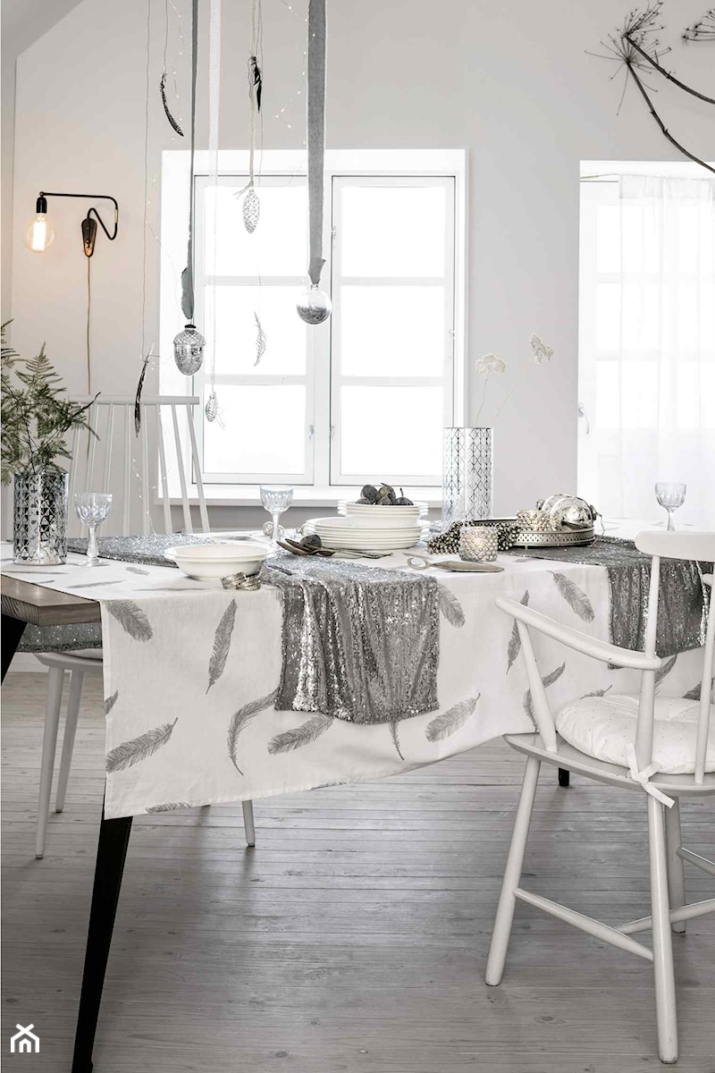 Winter 2015 - Mała szara jadalnia jako osobne pomieszczenie - zdjęcie od H&M Home