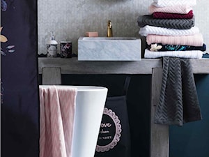 katalog 2015 - Mała bez okna łazienka - zdjęcie od H&M Home