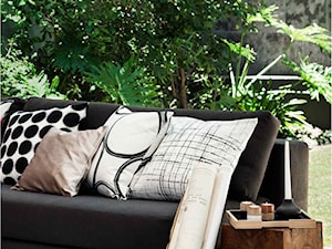 katalog wiosna 2015 - Mały średni z meblami ogrodowymi taras - zdjęcie od H&M Home