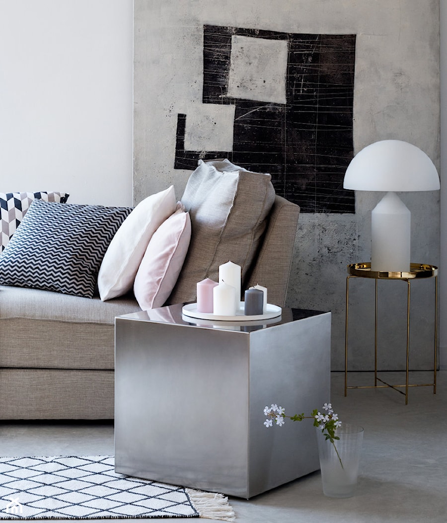 katalog wiosna 2015 - Mały szary salon, styl skandynawski - zdjęcie od H&M Home