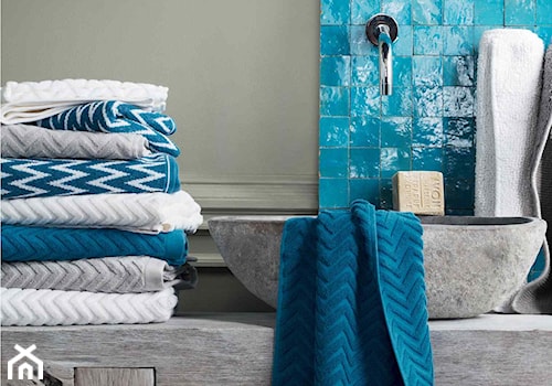 katalog 2015 - Mała średnia łazienka - zdjęcie od H&M Home