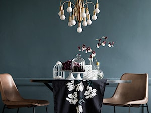 katalog wiosna 2015 - Mała czarna jadalnia jako osobne pomieszczenie, styl skandynawski - zdjęcie od H&M Home