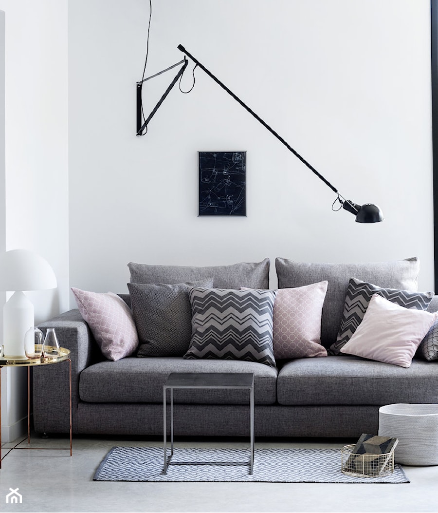 katalog wiosna 2015 - Mały biały salon, styl skandynawski - zdjęcie od H&M Home