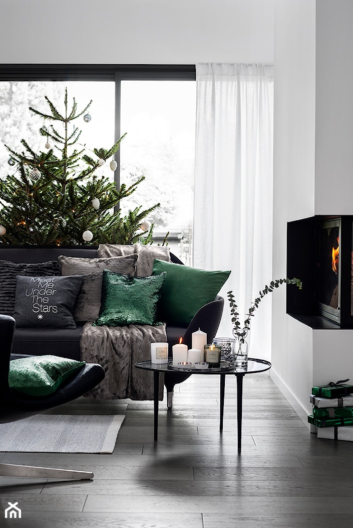 Winter 2014 - Mały biały salon - zdjęcie od H&M Home - Homebook