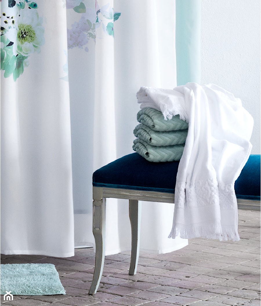 katalog wiosna 2015 - Z marmurową podłogą łazienka, styl prowansalski - zdjęcie od H&M Home
