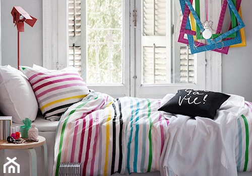 katalog wiosna 2015 - Średni biały pokój dziecka dla nastolatka dla dziewczynki, styl nowoczesny - zdjęcie od H&M Home