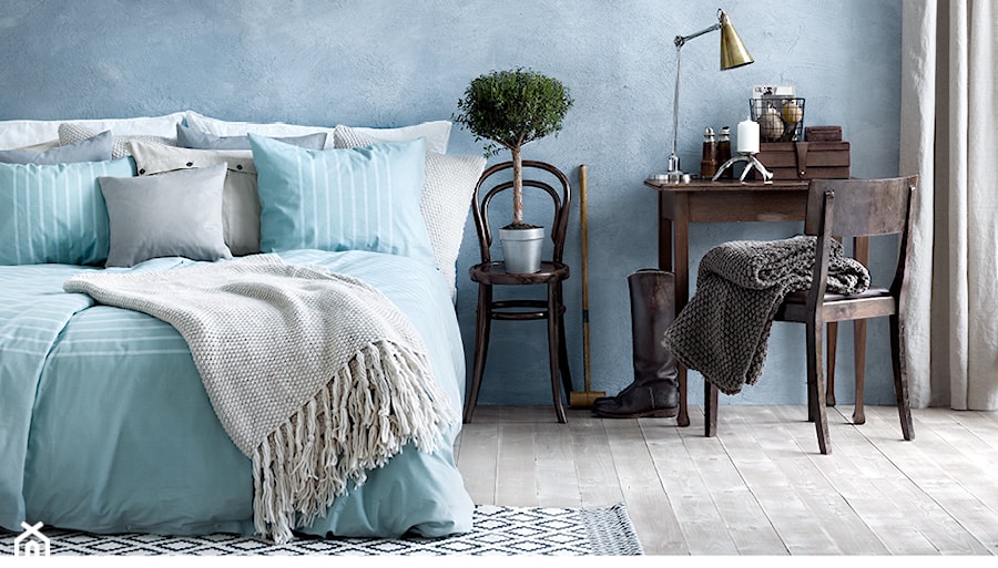 katalog wiosna 2015 - Średnia niebieska z biurkiem sypialnia, styl prowansalski - zdjęcie od H&M Home
