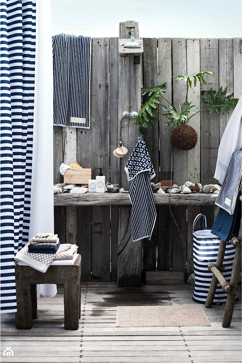 katalog 2015 - Średnia łazienka, styl skandynawski - zdjęcie od H&M Home