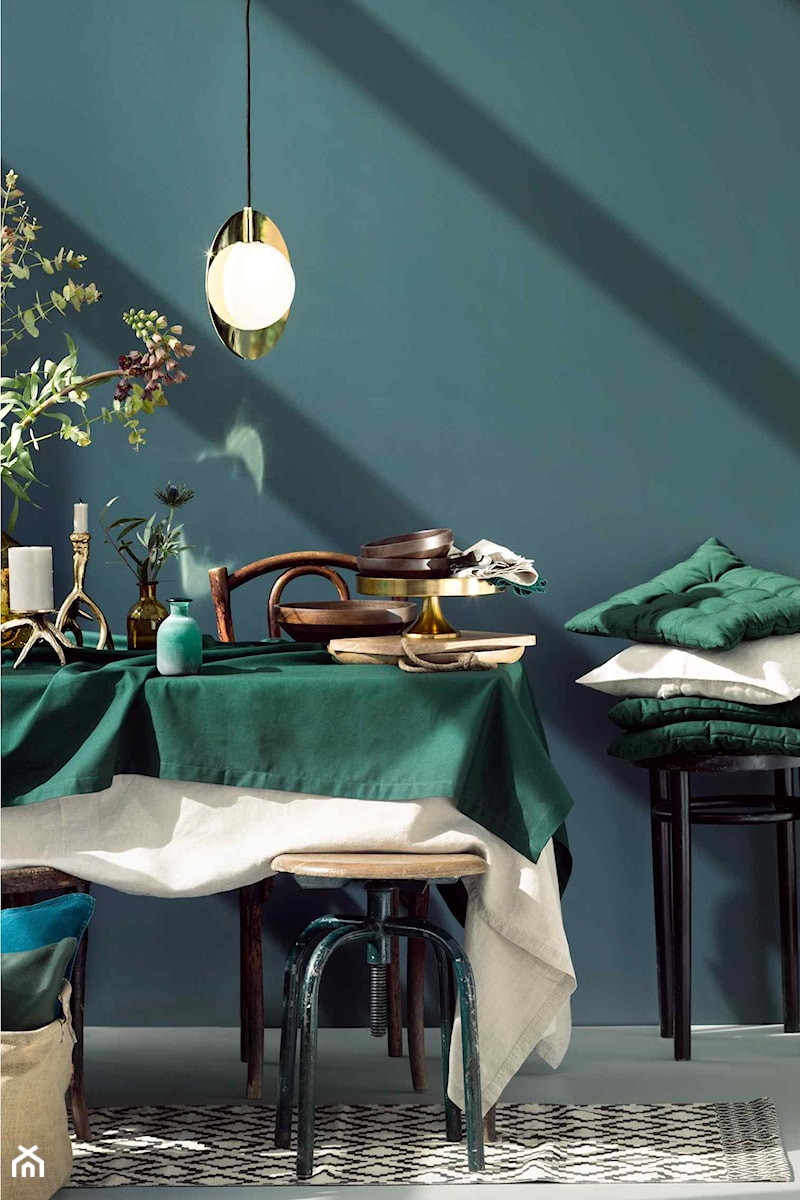 katalog 2015 - Mała niebieska jadalnia jako osobne pomieszczenie - zdjęcie od H&M Home