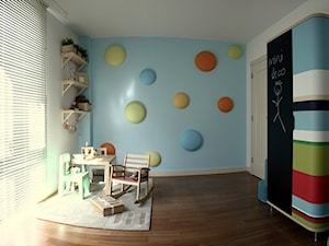 pokój dla niemowlaka - projekt zrealizowany dla programu TV MiniDeco - zdjęcie od bemydesign