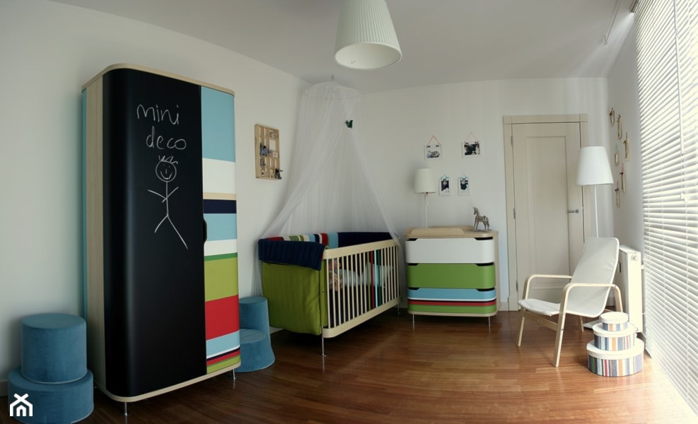 pokój dla niemowlaka - projekt zrealizowany dla programu TV MiniDeco - zdjęcie od bemydesign - Homebook