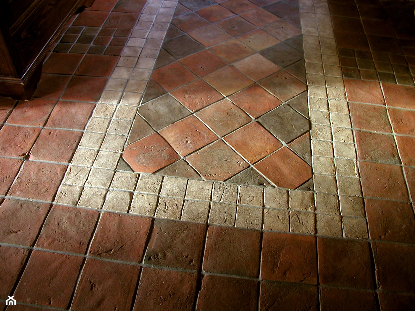 Podłoga z cegły - Terakota Gotycka - zdjęcie od domRustykalny.pl - Rogiński Warsztat Artystyczny - Homebook