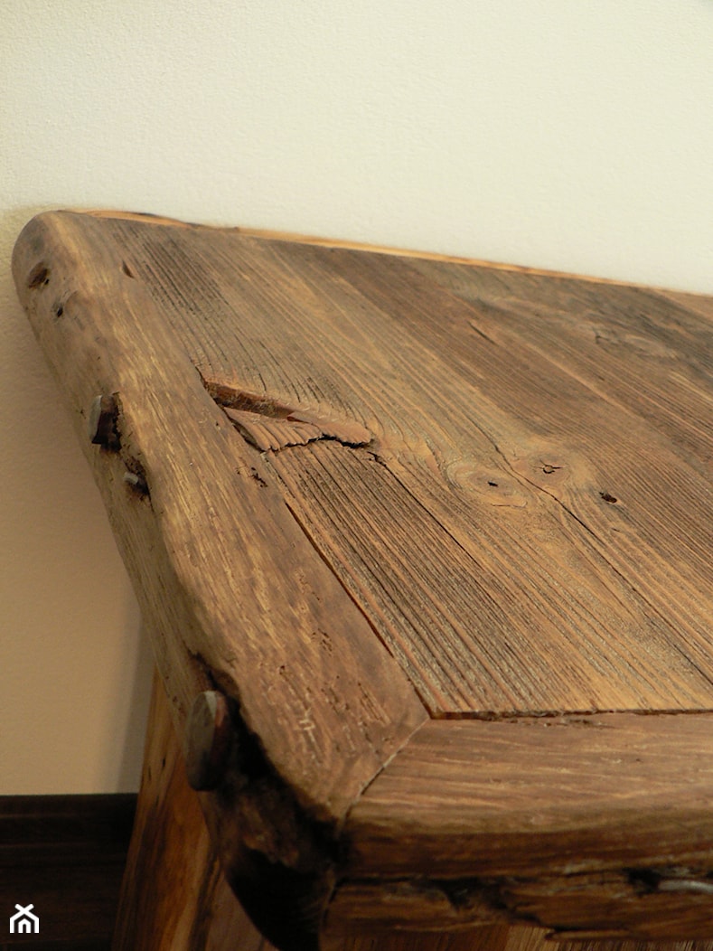 Piękna ława z wiekowego drewna - zdjęcie od FreshLook - Homebook