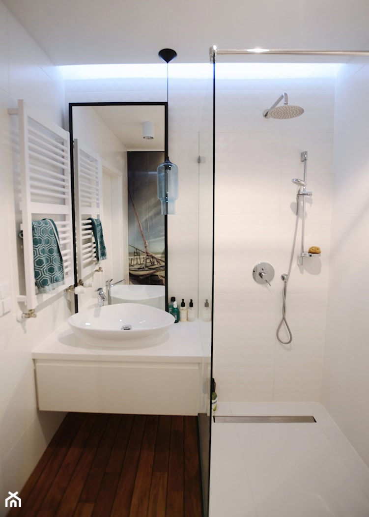 Mała bez okna łazienka - zdjęcie od Devangari Design - Homebook