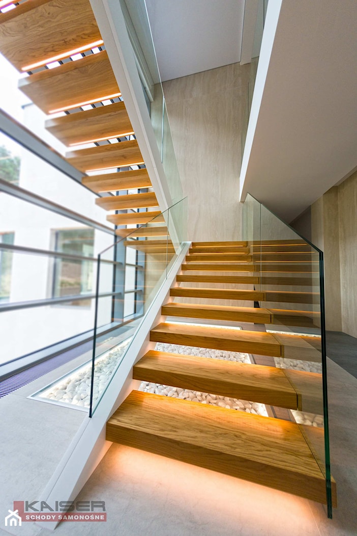 schody półkowe, wspornikowe, na profilu bocznym - Schody, styl minimalistyczny - zdjęcie od KAISER Schody - Homebook