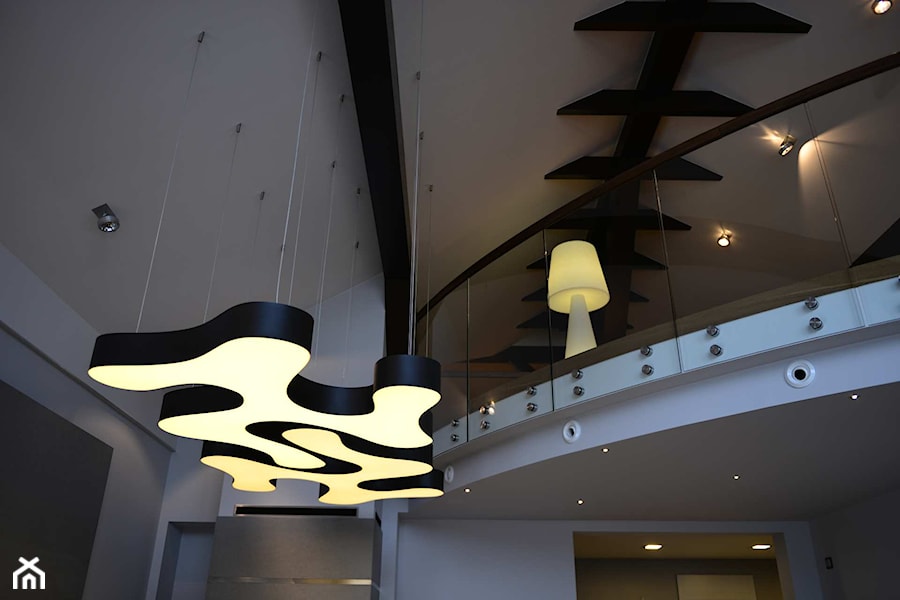 Schody półkowe + LED + gięte szkło - Taras, styl nowoczesny - zdjęcie od KAISER Schody