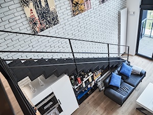 schody dywanowe - Schody, styl industrialny - zdjęcie od KAISER Schody