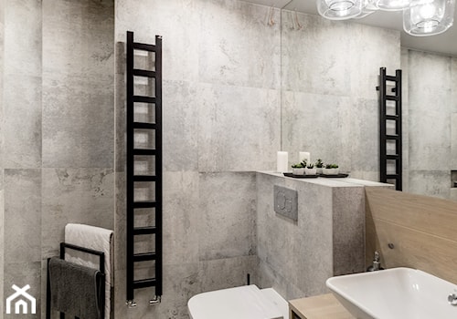 Łazienka z betonem i cegłą - zdjęcie od Monika Staniec Interior Design