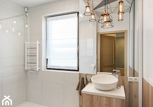 łazienka jasna - zdjęcie od Monika Staniec Interior Design